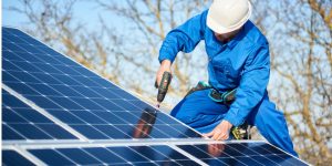 Installation Maintenance Panneaux Solaires Photovoltaïques à Matoury